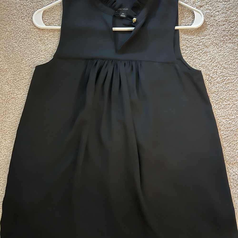 Elegant Black Sleeveless Dress